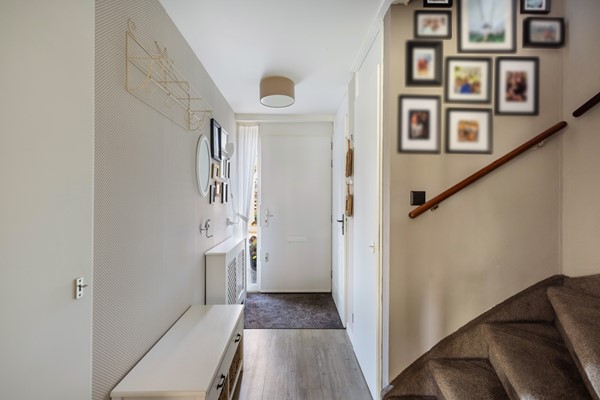 Bernhardstraat 1, Heinenoord-9.jpg